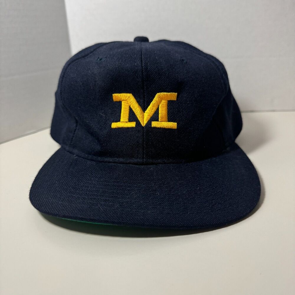 Vintage Michigan Wolverines Wool Blend YoungAn Snapback Cap One Size